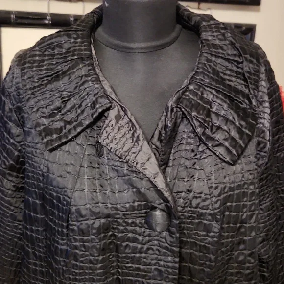 Vintage Black Trench Coat - Picture 3 of 10